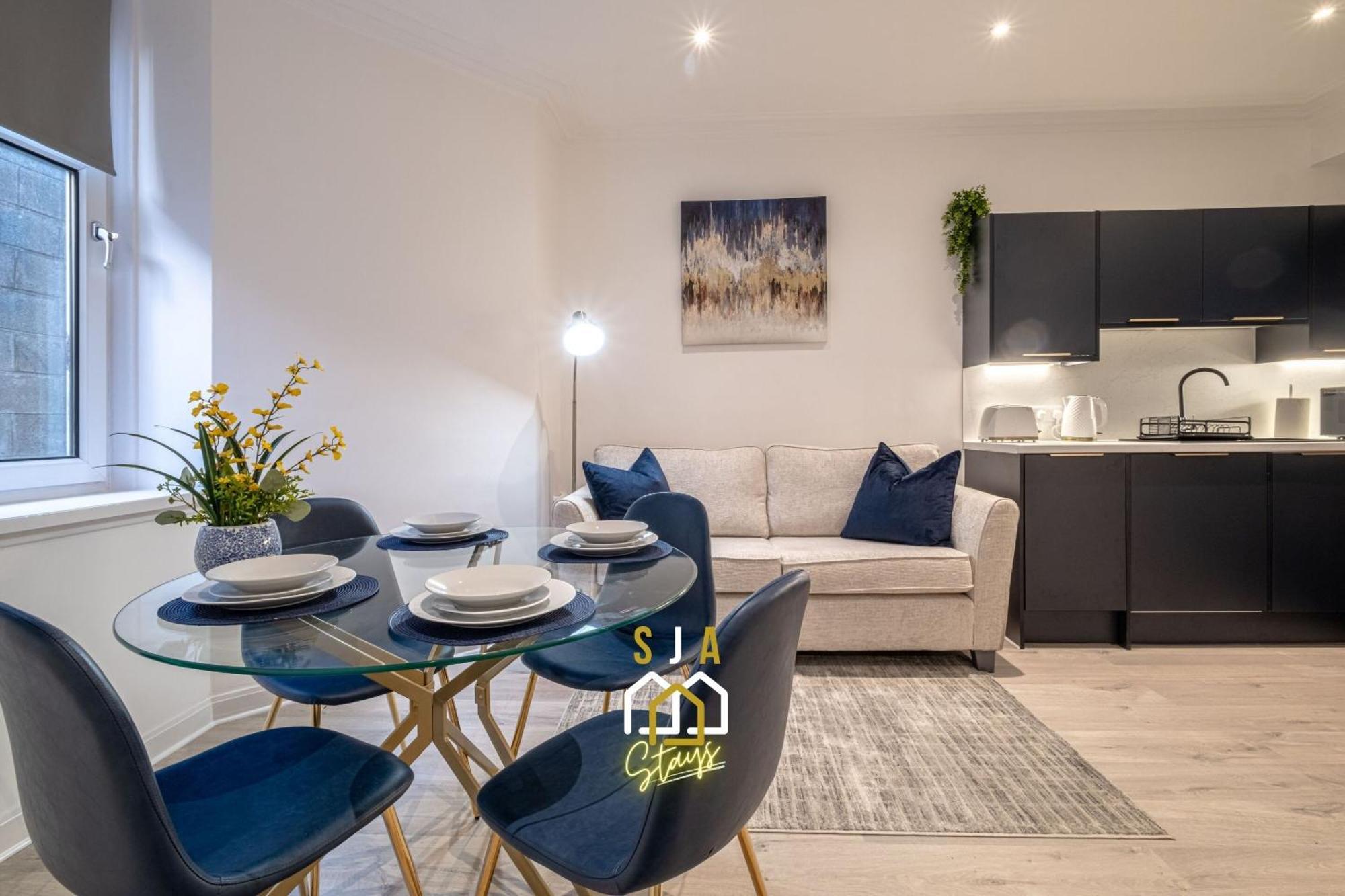 Holburn Hideaway - Sja Stays - Modern 2 Bed Apartment Aberdeen Exterior photo
